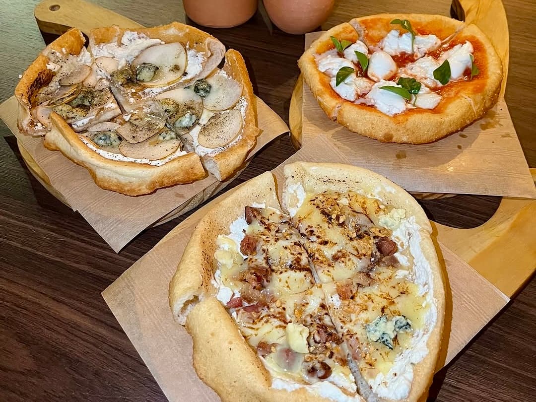 Frizza Pizza Frita (Pizzas)