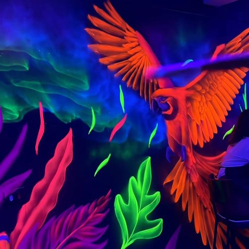 Faz Arte (Pintura Neon + Vinho)