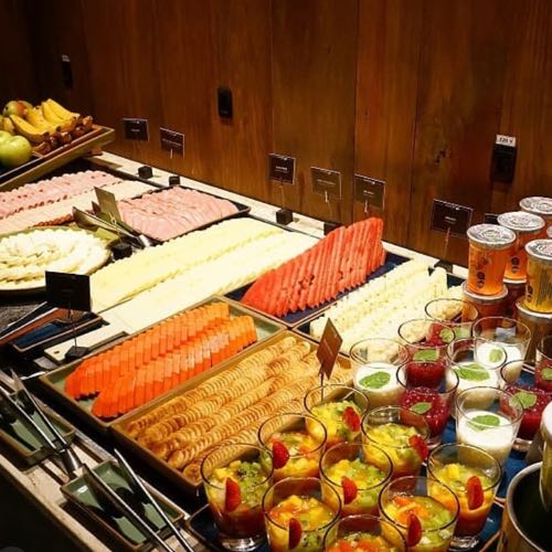 Champagne Restaurante - Café da Manhã (Buffet/Livre)