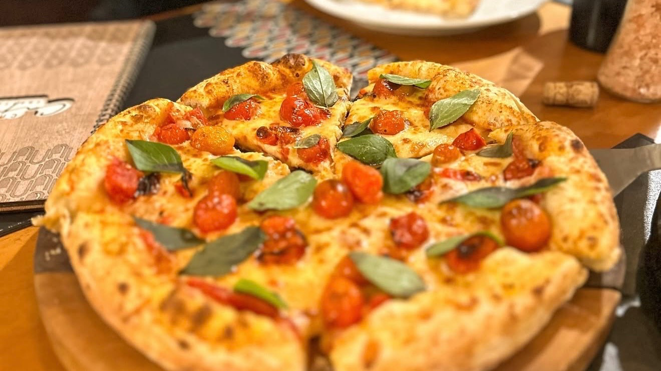 Casa Capri Trattoria (Pizza)