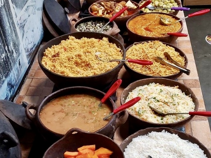 Restaurante Trilhas da Serra | Santa Luzia (Buffet)