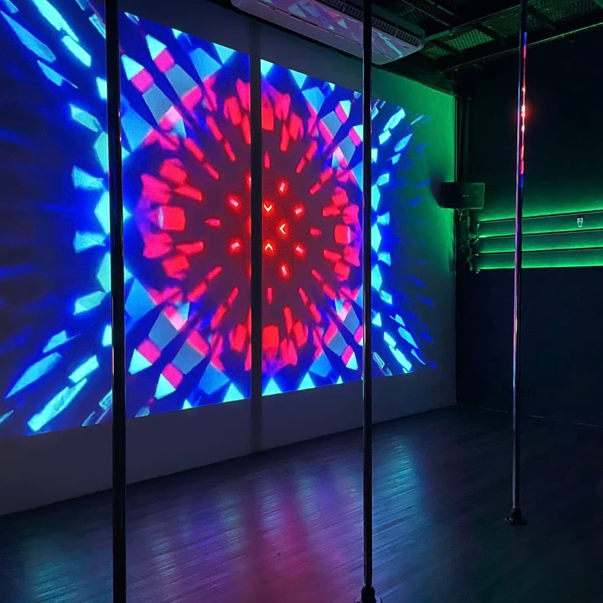 Thaís Holiveira Studio de Dança e Aéreos - Centro