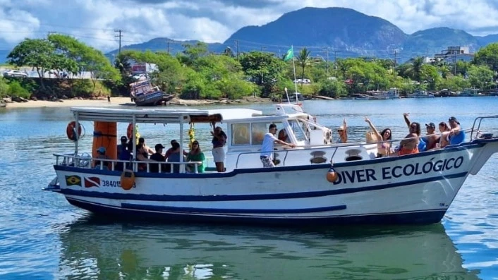 Escuna em Guarapari ES | Guarapari (3 Praias)