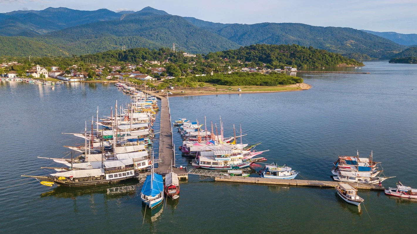 Associação das Escunas de Paraty (Escuna)