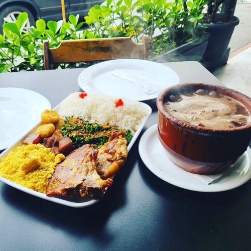 Cris Parrilla Bar