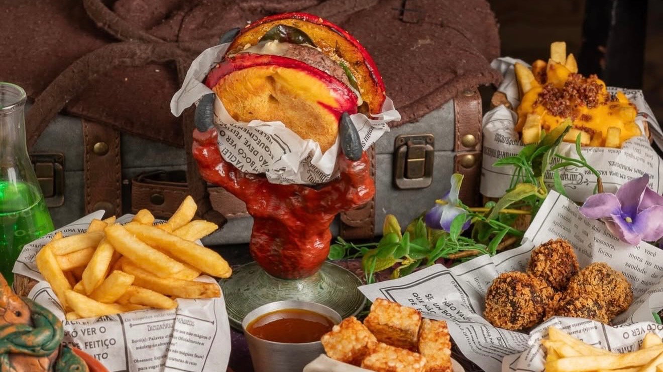 Taverna Spell Hamburgueria Temática (Banquete)