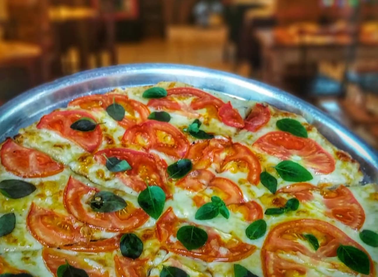 Torre de Pizza (Pizza)