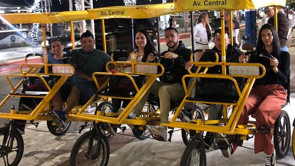 Togoscooter Rent  (Loja Avenida Atlântica)