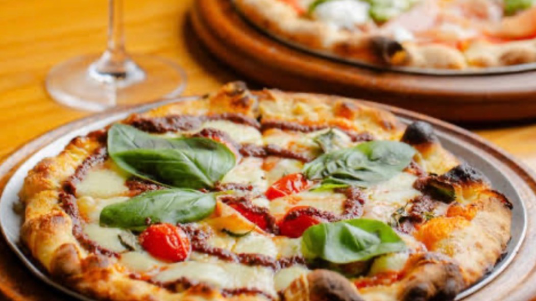 Vinobar Imbassaí (Pizza) 