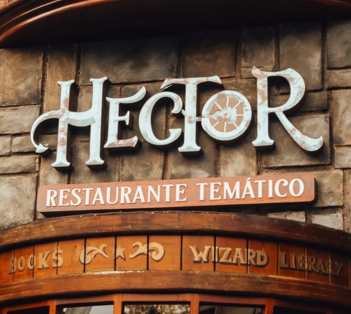Ferrovia Secreta Hector (17h45)