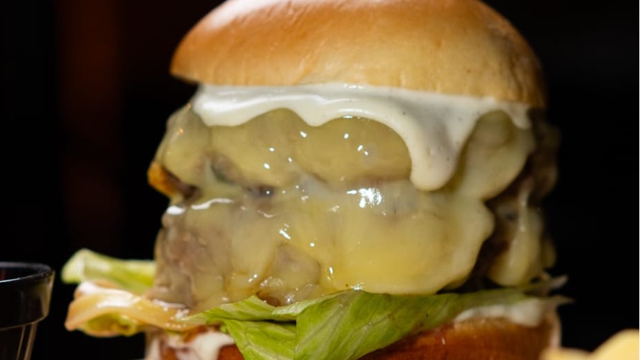 (30% DELIVERY) Cow Burguer 