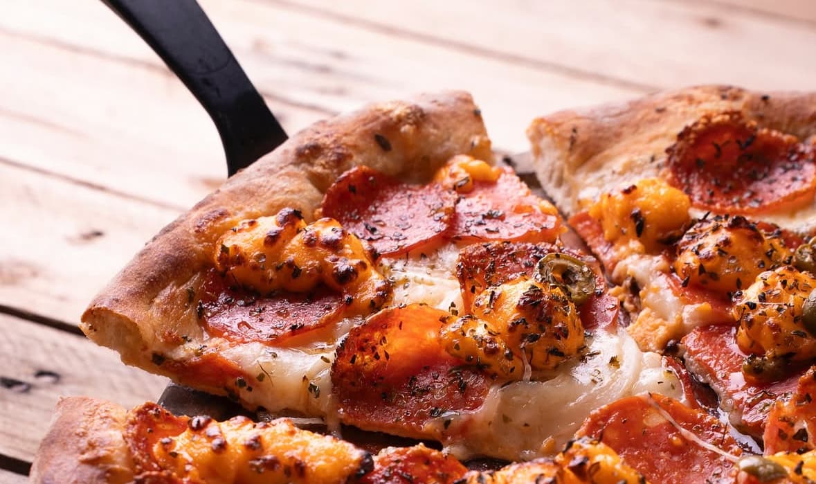 Delly Pizza - (Delivery)
