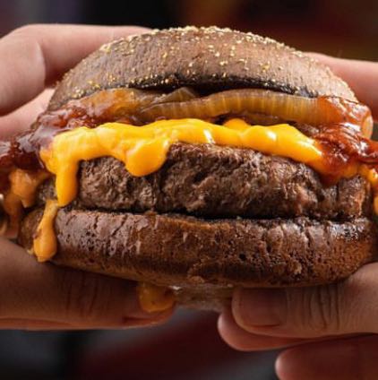 Dom Quixote Hamburgueria | Poços de Caldas (Hambúrguer)