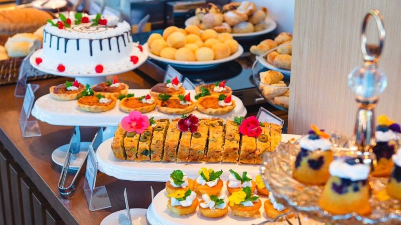 Hotel RF Vision (Café da Manhã - 09h00)