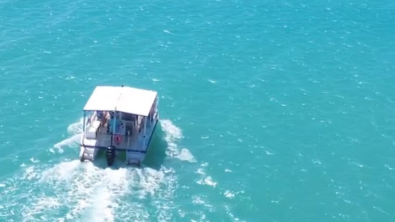 Corais Beach Club - Passeio de Catamarã