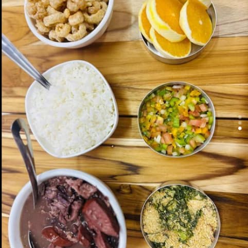 Crackling House - Novo Mundo (Feijoada)