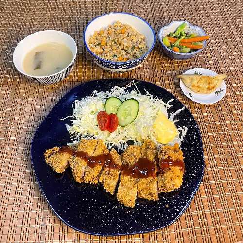 Katsu Lamen - Águas Claras 