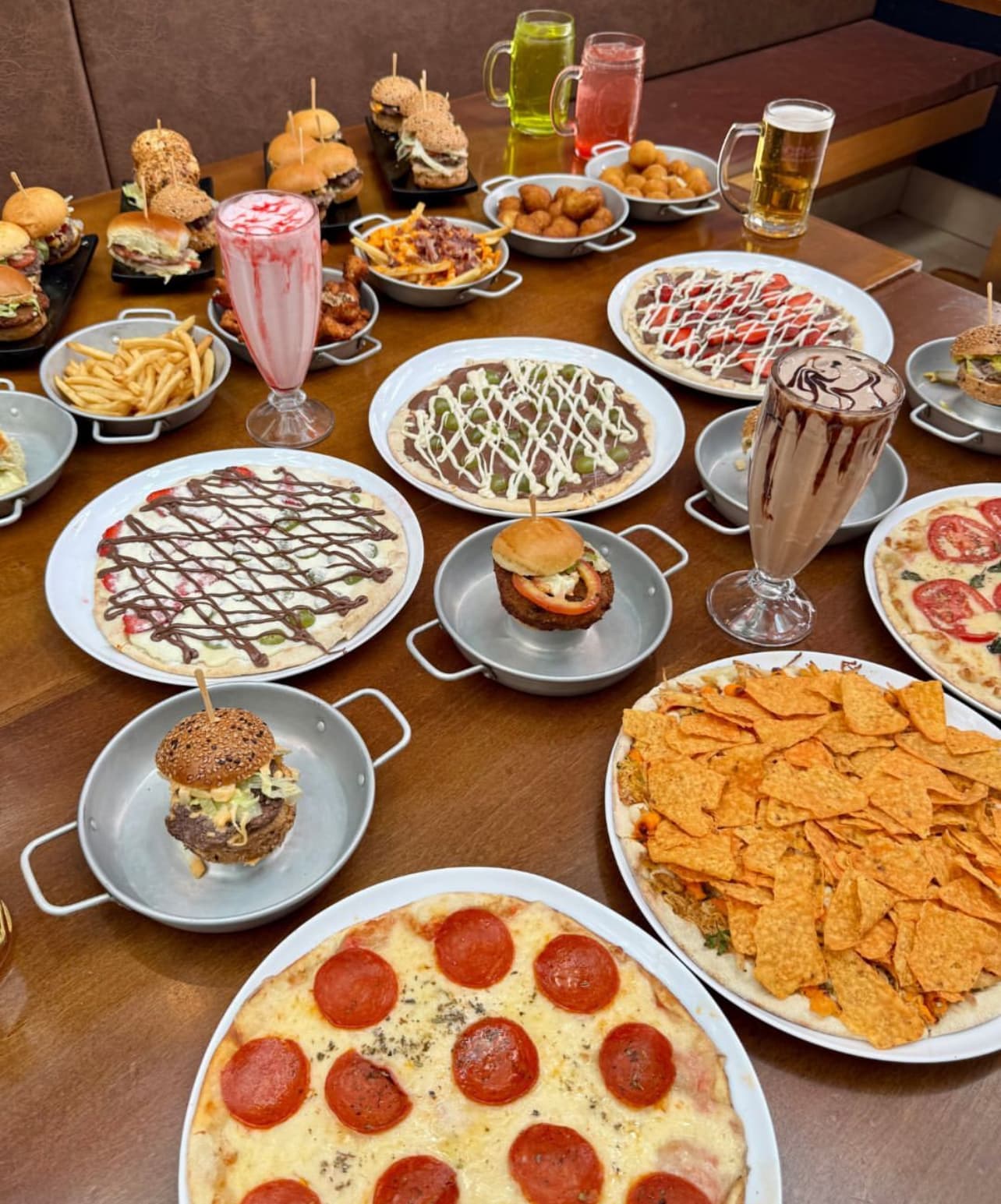 Croma Pizza & Burguers (SCS)