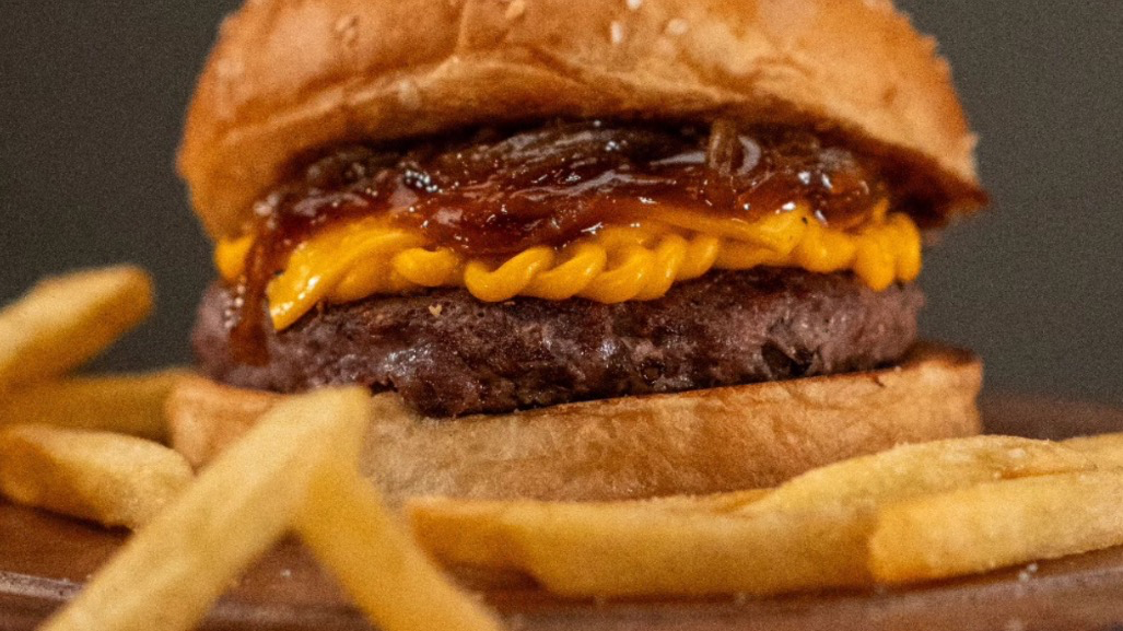 Velho Oeste Hamburgueria | Ibitipoca