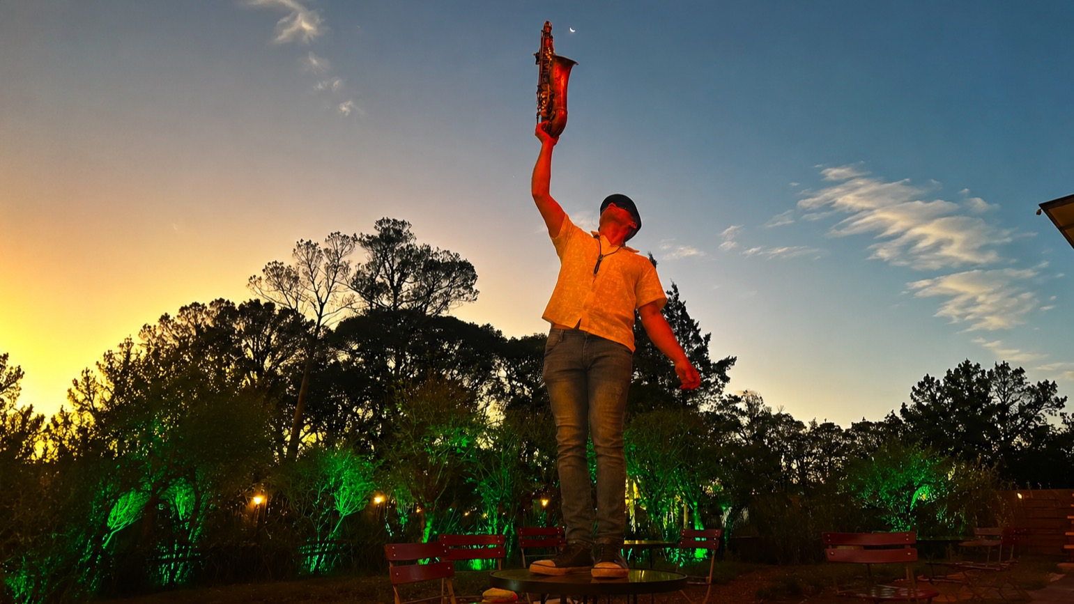 Cervejaria Farol (Sax Sunset)