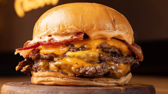 L Jay Burger | Pouso Alegre (Delivery)