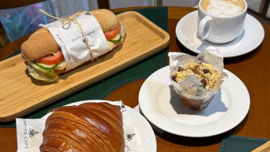 Empire Café