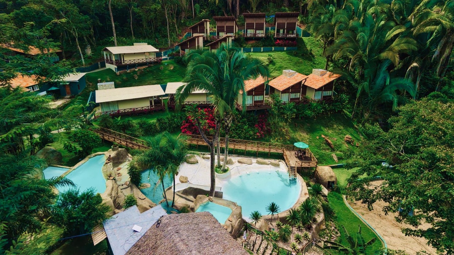 Azzuro Hotel (Day Use)