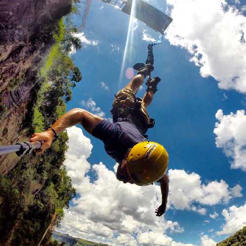 Eco Parque Cia Aventura - Bungee Jumping 