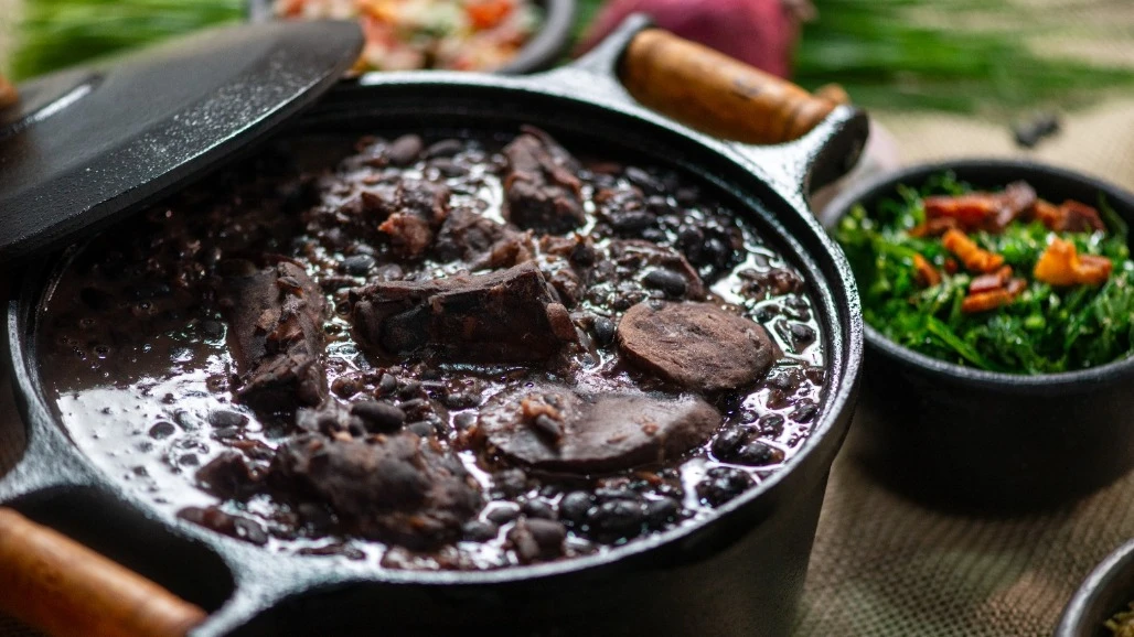 Feijoada La De Casa - (Pratos) Local