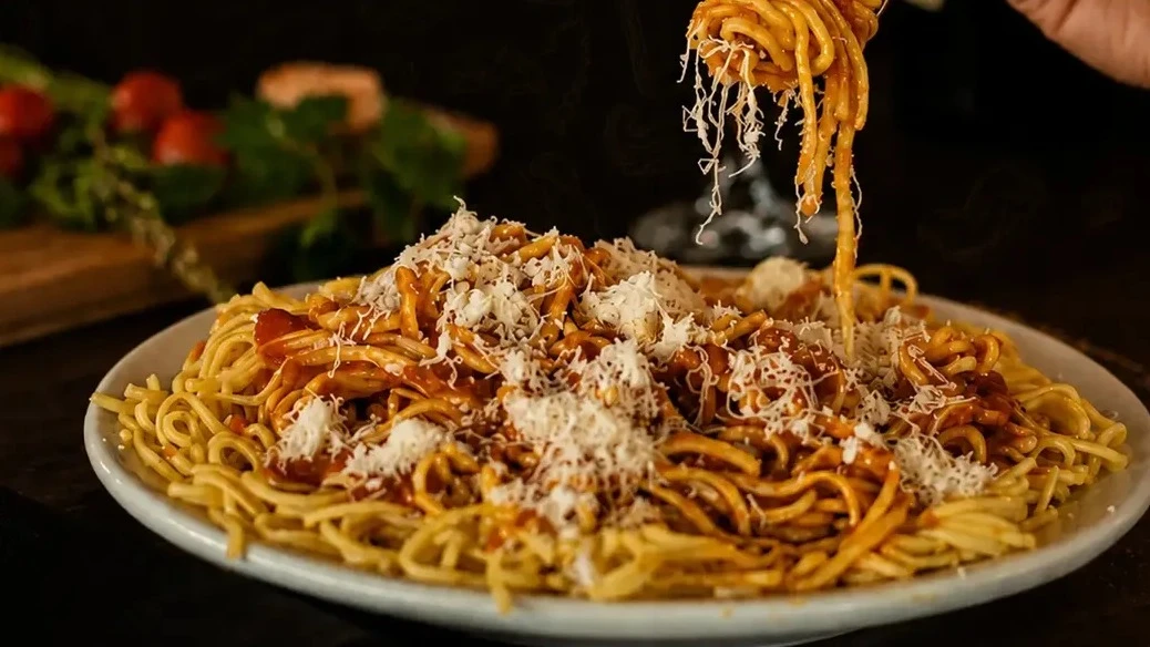 Macarronada Italiana - (Local)