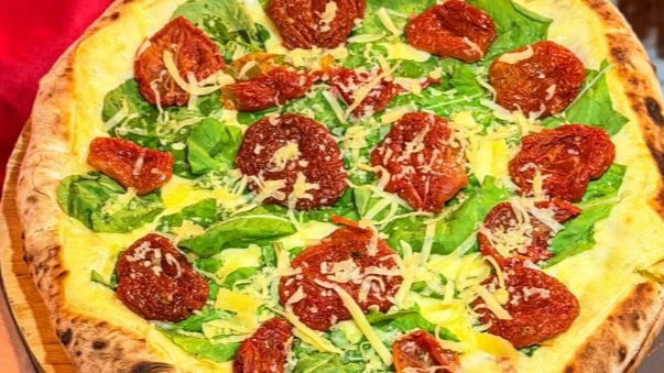 Pizzaria Trilícia - (Pizza)