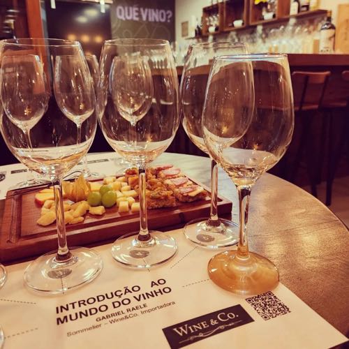 Qué Vino ?