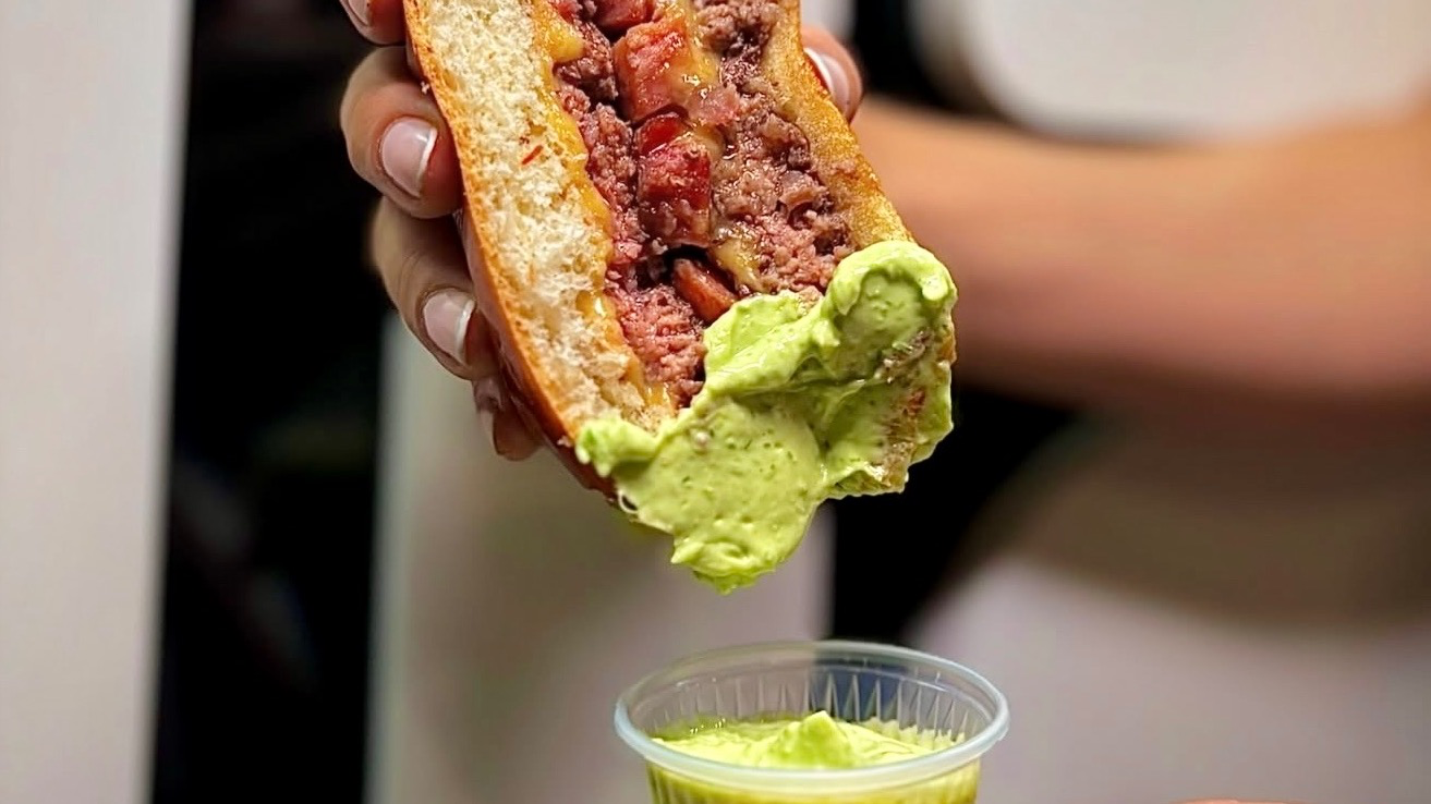 Burguelias | Vitória (Hambúrguer - Delivery)