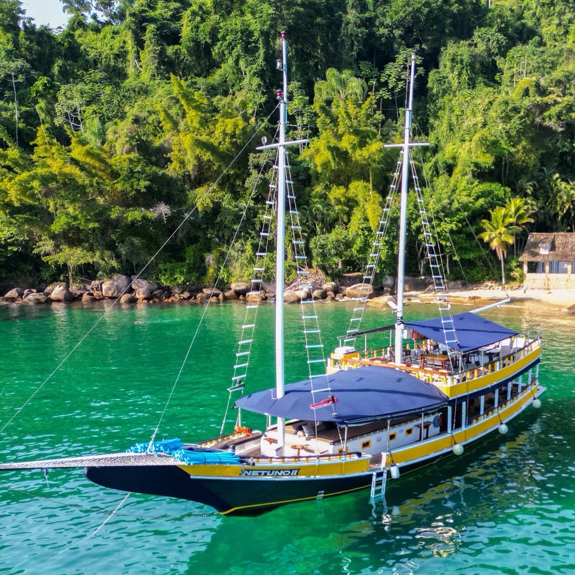 Paraty Tours (Escuna)