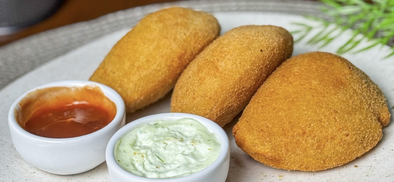 Morena Salgados (Delivery)