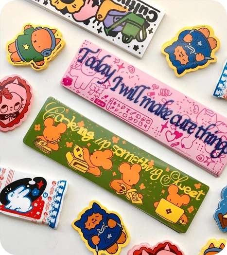 Vinyl Stickers vs Paper Stickers Vinyl Stickers vs Paper Stickers