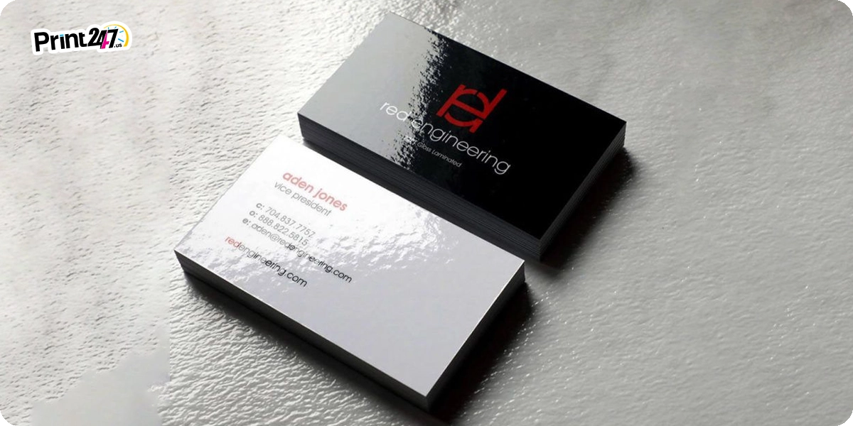 Glossy Finish Benefits glossy-business-card-finish
