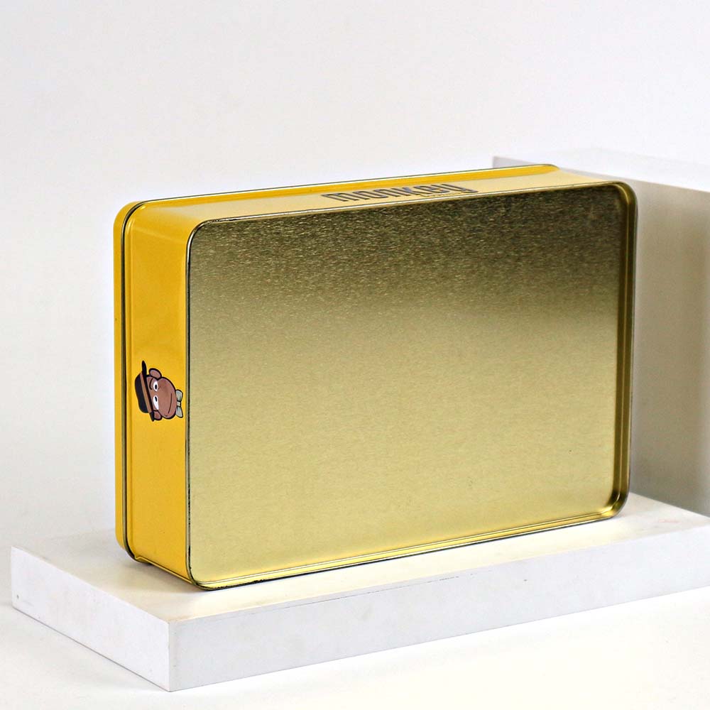 High-quality custom metal tin designed for brownies, with a glossy finish and durable construction to ensure freshness.