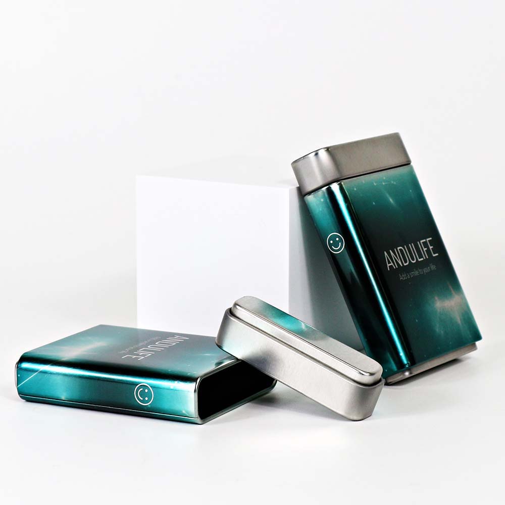 Stylish airtight spice tin box with a decorative design, ideal for keeping spices fresh and organized.