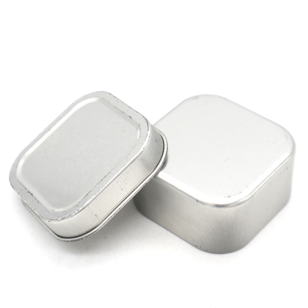 Rounded square shallow tin box used for mint packaging, providing an elegant and eco-friendly storage solution.