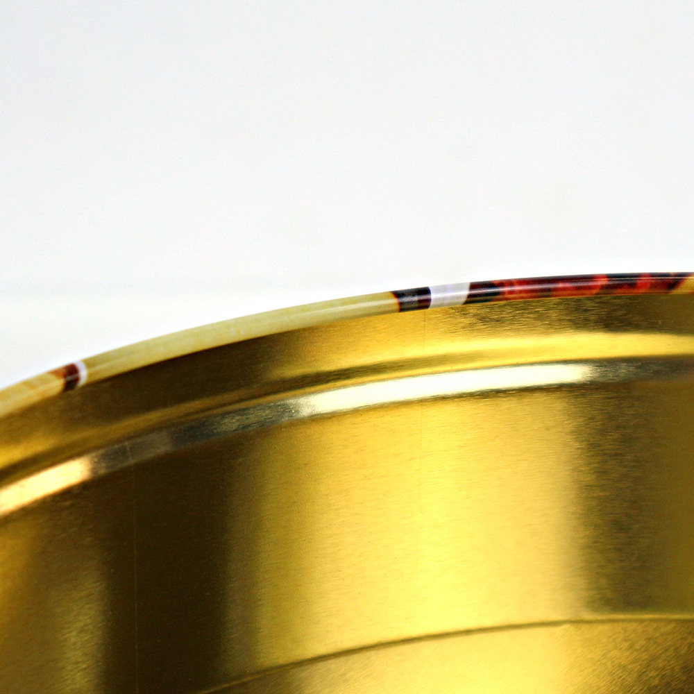 Round tins for snack storage