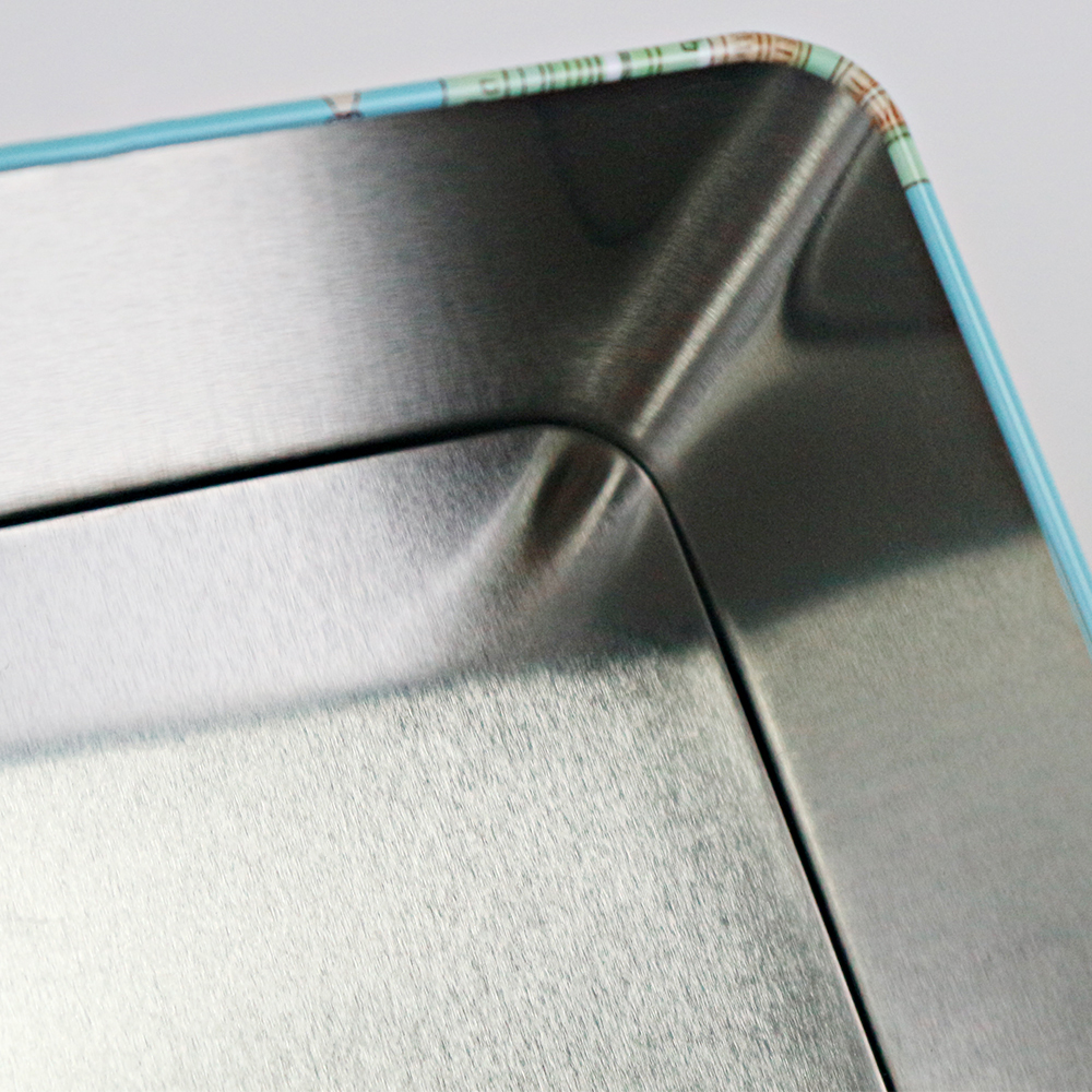 Wholesale cake tin supplies