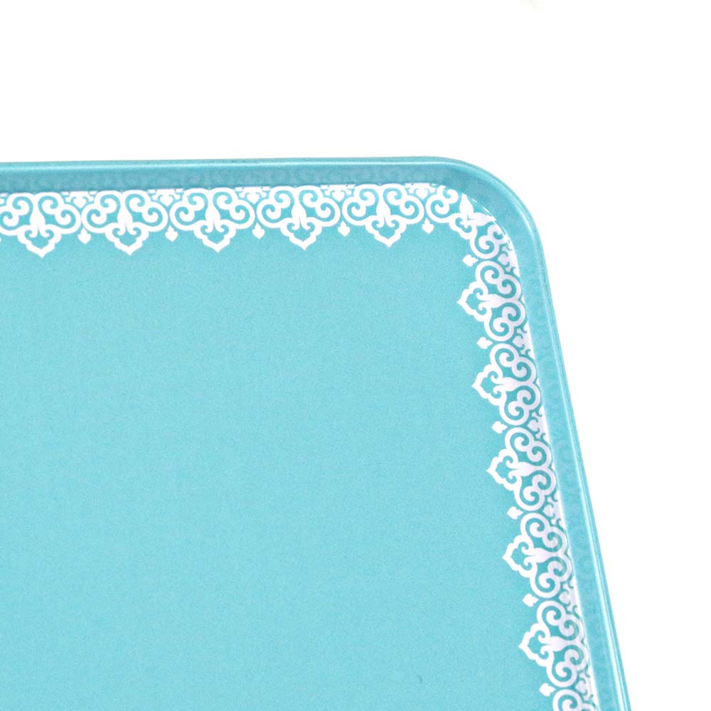 Square cake box with slip lid