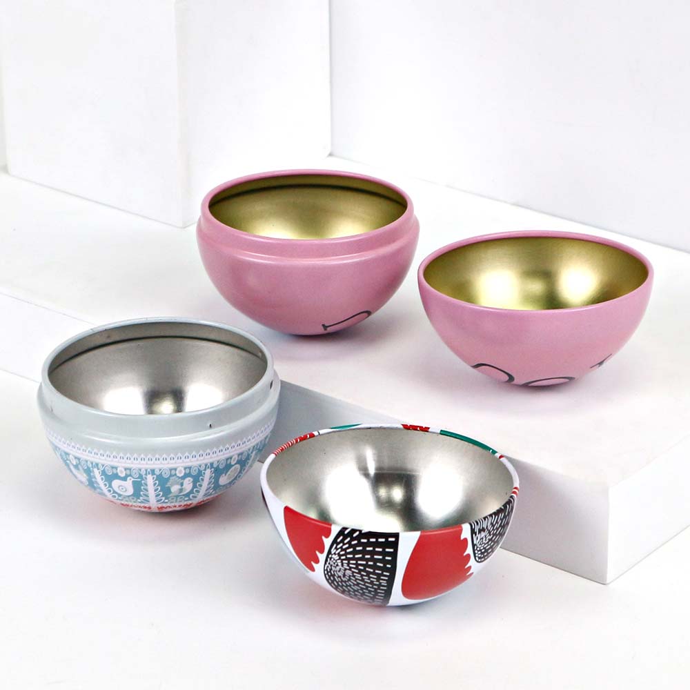 Tin boxes with custom designs