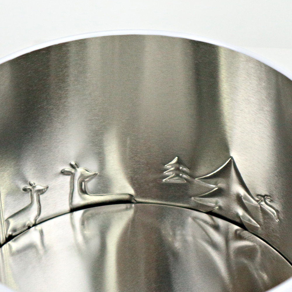 Durable round tins for cookies