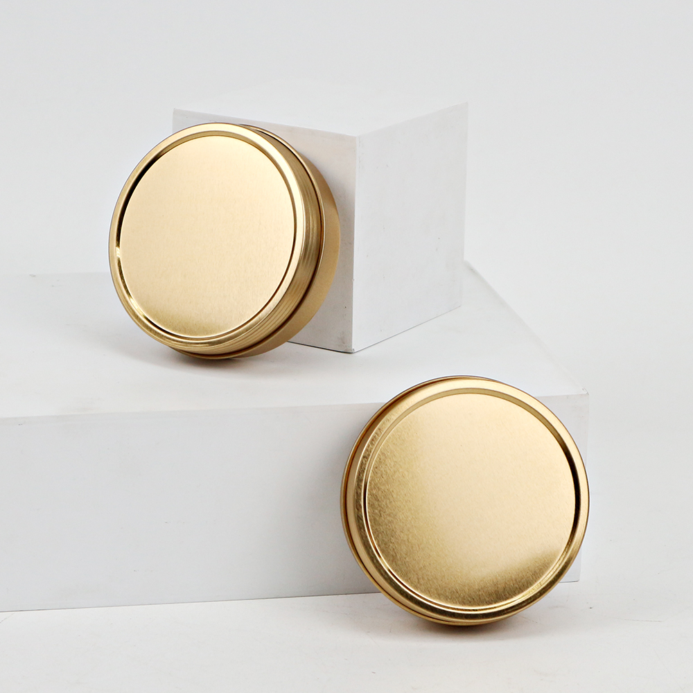 Functional cosmetic tin box