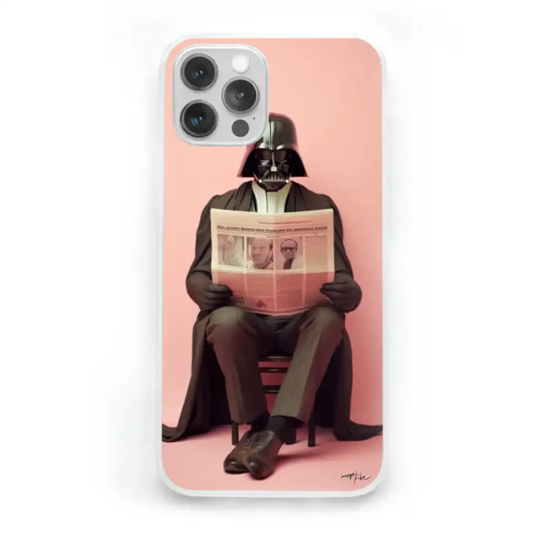 iPhone case Vador reading