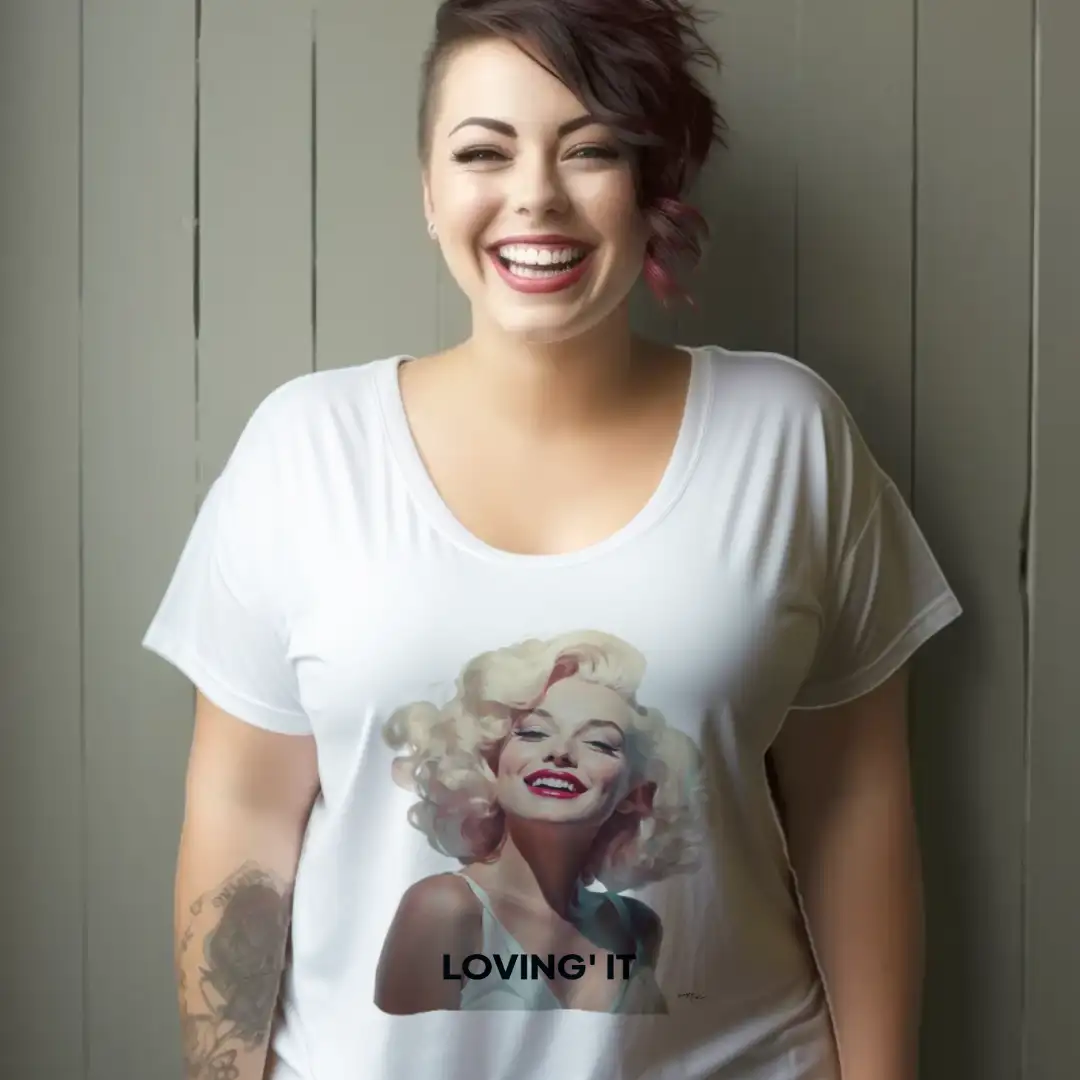 Women's T-shirt Loving it