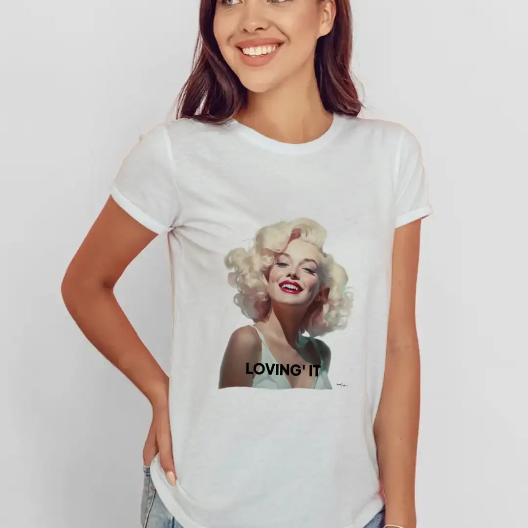 Women's T-shirt Loving it