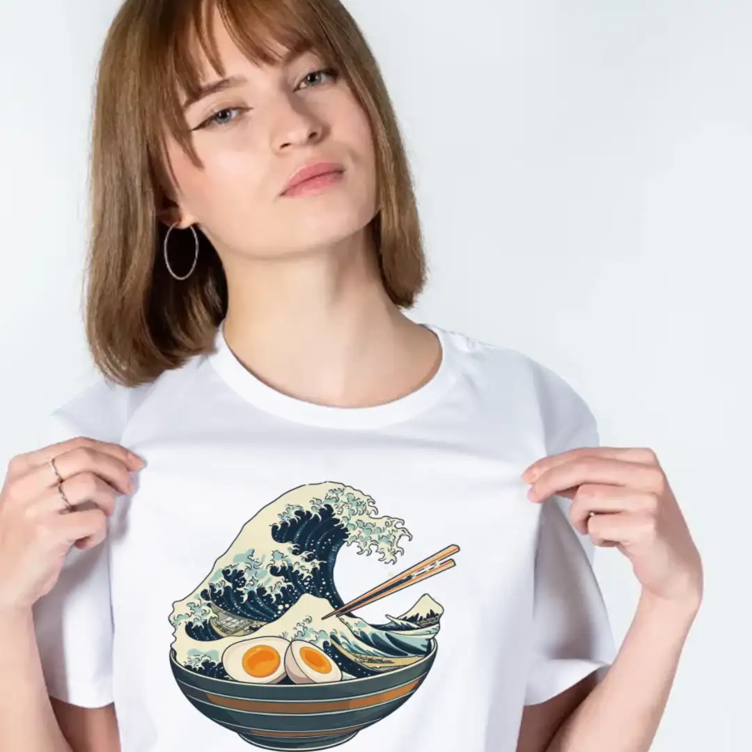 Women's T-shirt Tsunami bowl